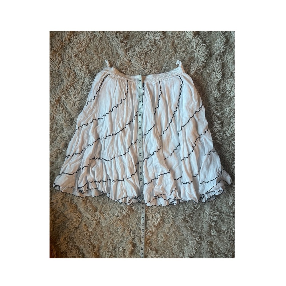 White Ruffled Skirt - Picture 2 of 5